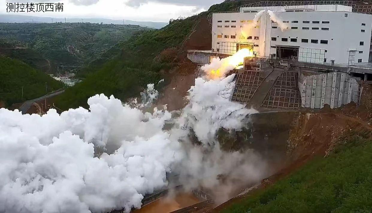 中国140吨级重复使用液氧甲烷发动机研制成功，中国航天六院一年内成功研制两型新火