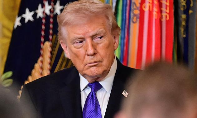 美国公开喊话中国！当地时间4月22日，美国贸易代表格里尔接受采访时提到，美国