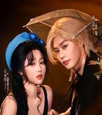 同样是甜宠短剧，一部爆到观众求二搭，一部扑到被骂钱白花，差在哪就说《一见钟