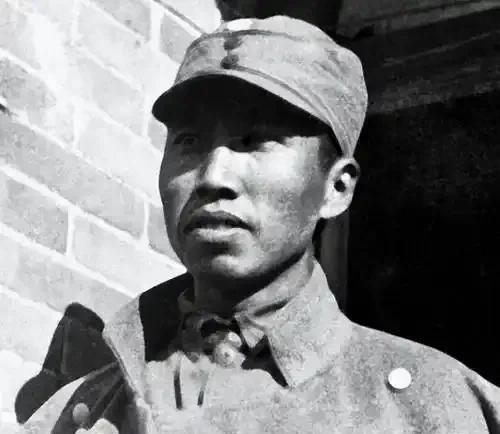 左权如果不牺牲，大概率在解放战争中以八路军副参谋长之职继任解放军副参谋长，而且应