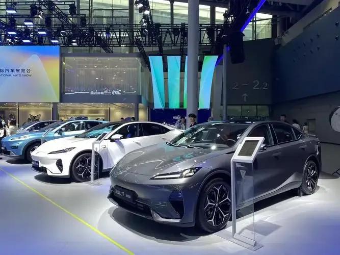 电车价格战失灵？油车正靠三大底牌杀回市场！