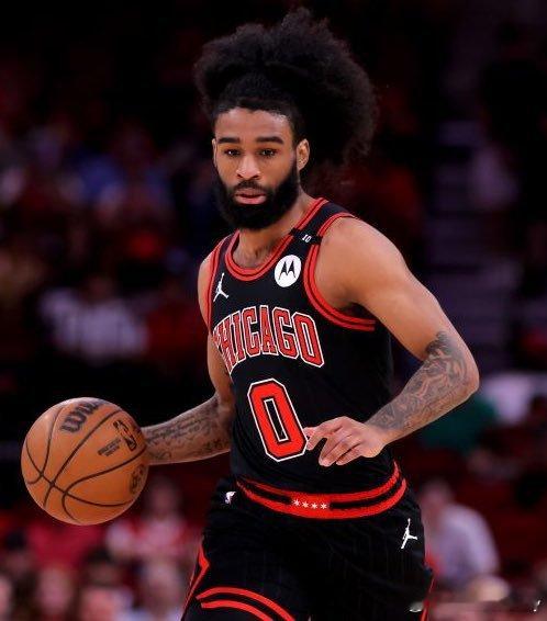 EvanSidery：快船、老鹰、魔术和森林狼都对科比怀特感兴趣。公牛队正准备