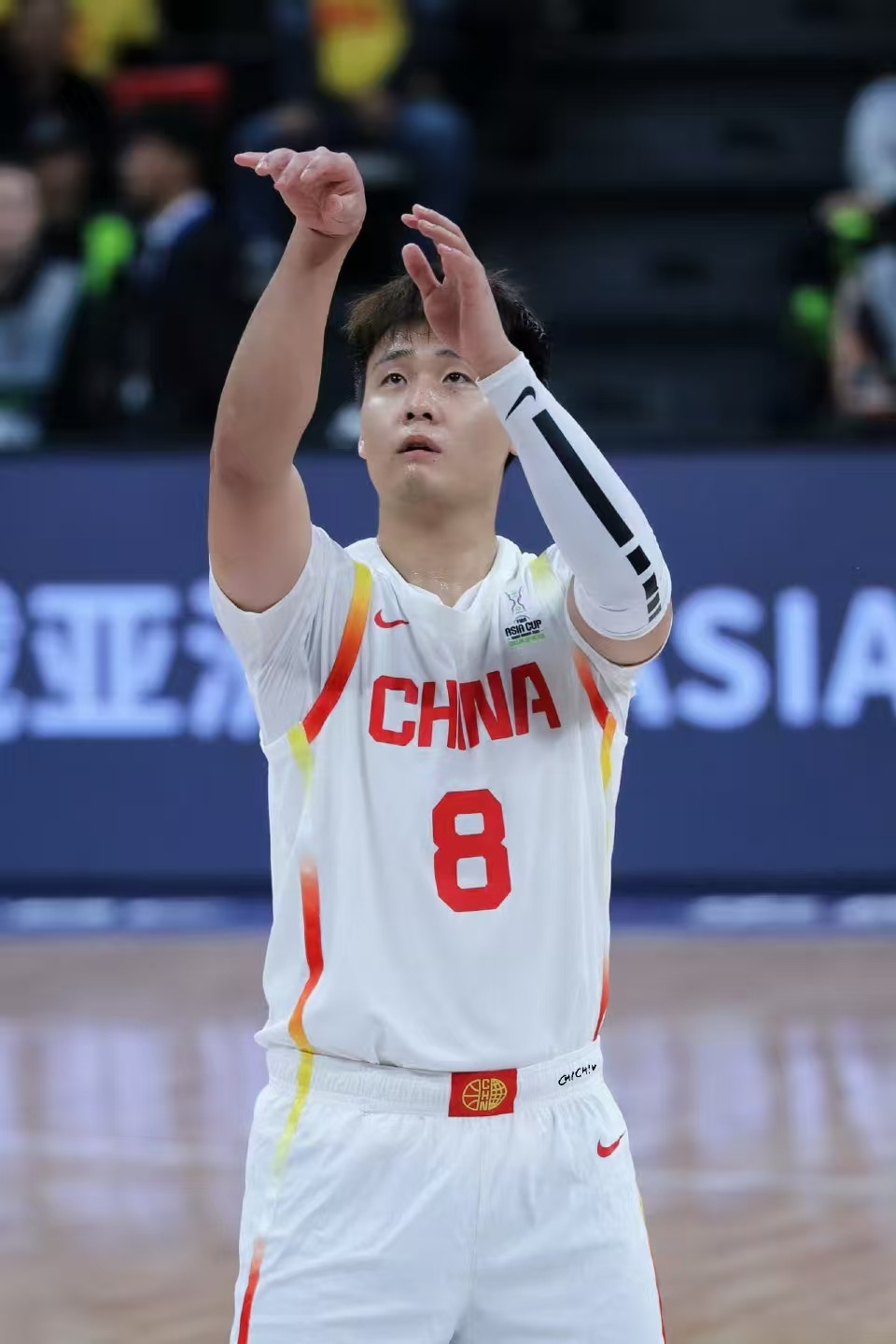 赵睿缺席，主控重担落到两将身上，未来归化一个持球大核很有必要