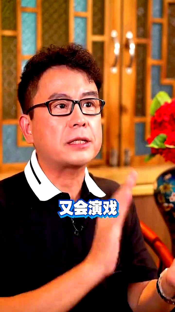 霸屏乐坛整整十年，拿过影帝，私下却是个吃不胖的食物焚化炉。许冠杰刚把麦克风搁下，所有人都在盯谁敢接盘