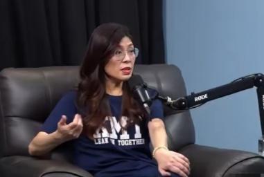馆长问郑丽文“统一是不是国民党永远的痛”，这问题可真是直戳要害，话里藏着多少两