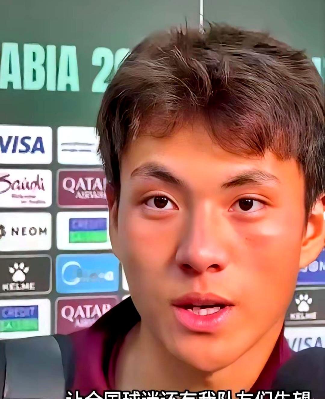 0比4输给日本，李昊哭得像个孩子。“对不起，没守住。”一句话，比那些“虽败