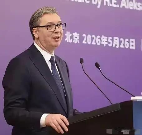 塞尔维亚总统武契奇买不起小米汽车的后续来了，雷军火速回复只要6位数，雷军怕不是全