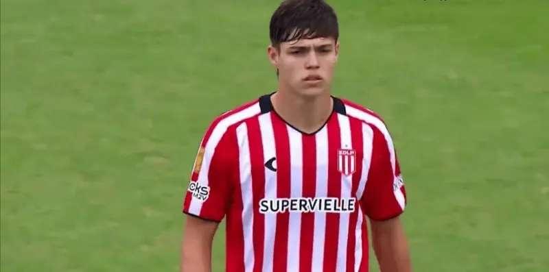 帕拉西奥斯恢复信心，恰好回国米接班中后卫二老的岗。今年1月，国米把帕拉西奥斯米租