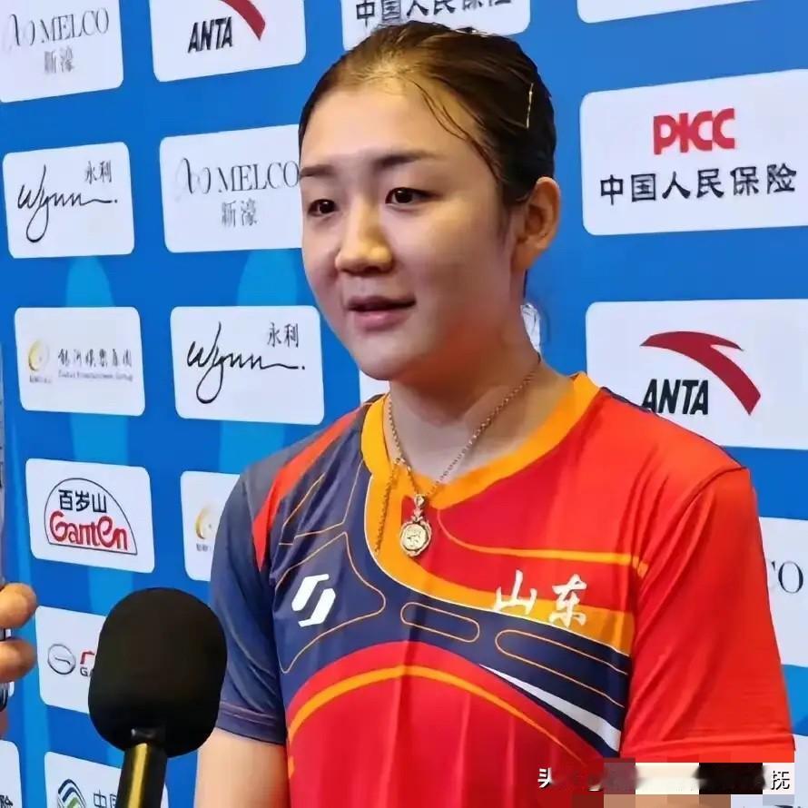 又是一个让人遗憾的比赛，陈梦在4月2日的比赛中以4:2战胜蒯曼，但令人没想到