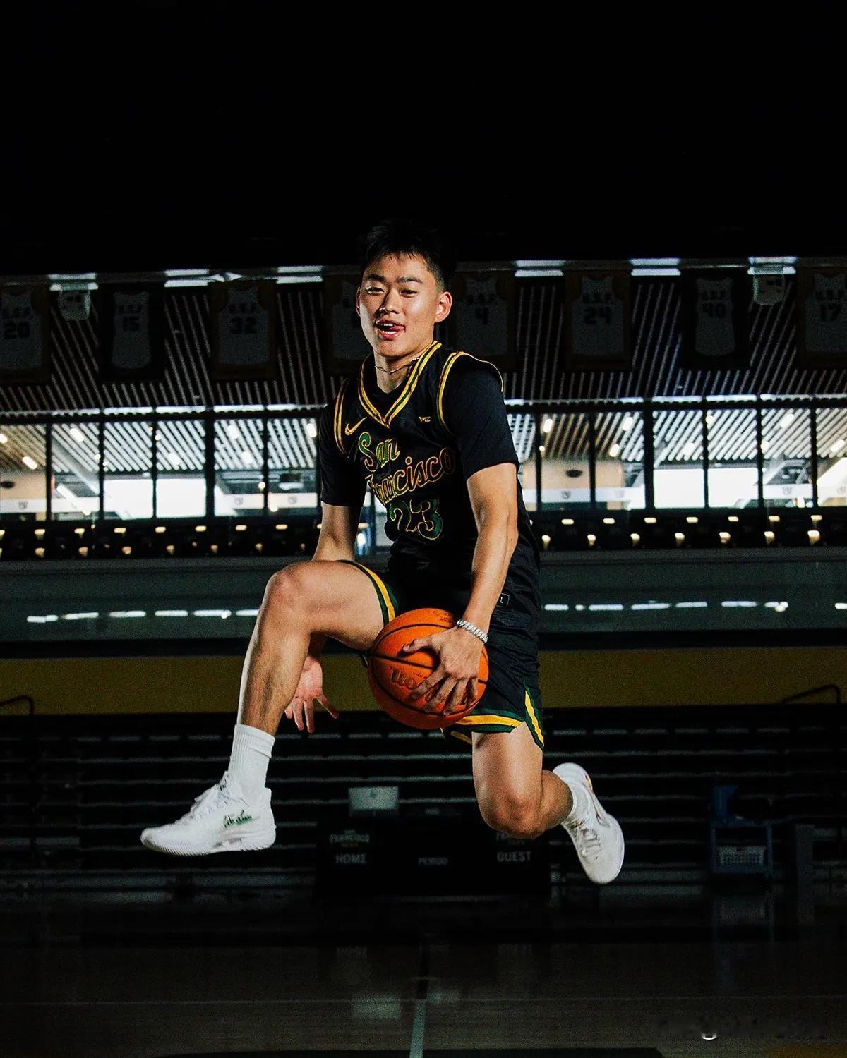 下一站NCAA，赵维伦加盟旧金山大学，和王俊杰成为队友，不得不承认2大事实1