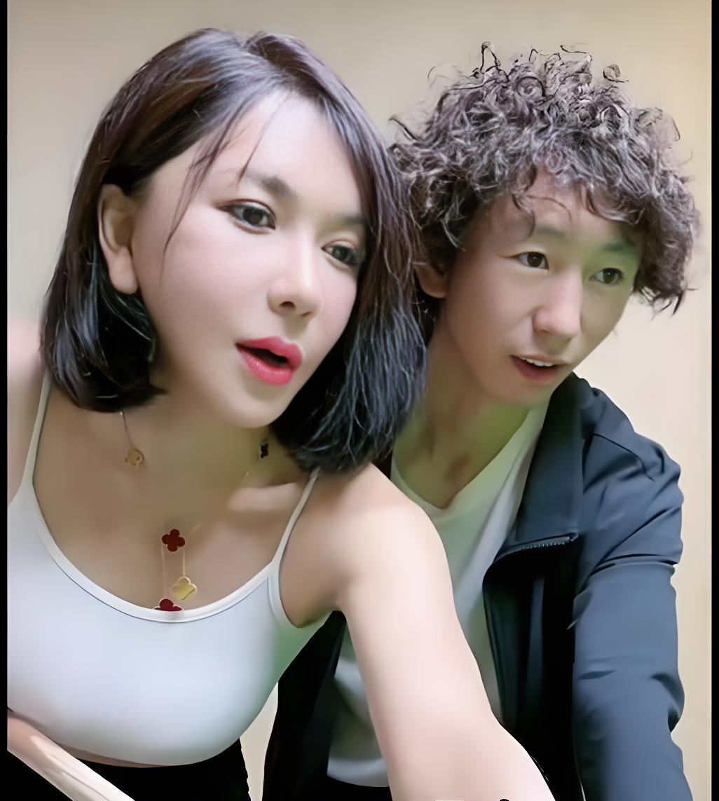 史上最朴实无华的庞麦郎没有专业技巧，没有华丽包装，庞麦郎是乐坛里最本真的模