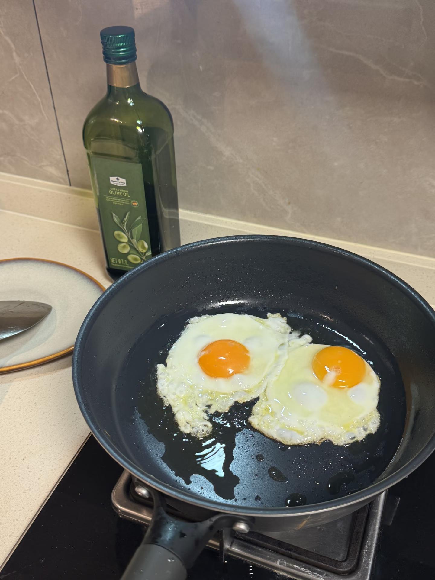 9分12秒的水煮蛋太权威了橄榄油煎最好吃的脆皮流心蛋都刷到“蛋神”的鸡蛋秘诀了吗