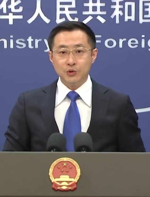 霸权慌了！5月1日起，中国正式接任联合国安理会轮值主席！全球地缘冲突乱成麻