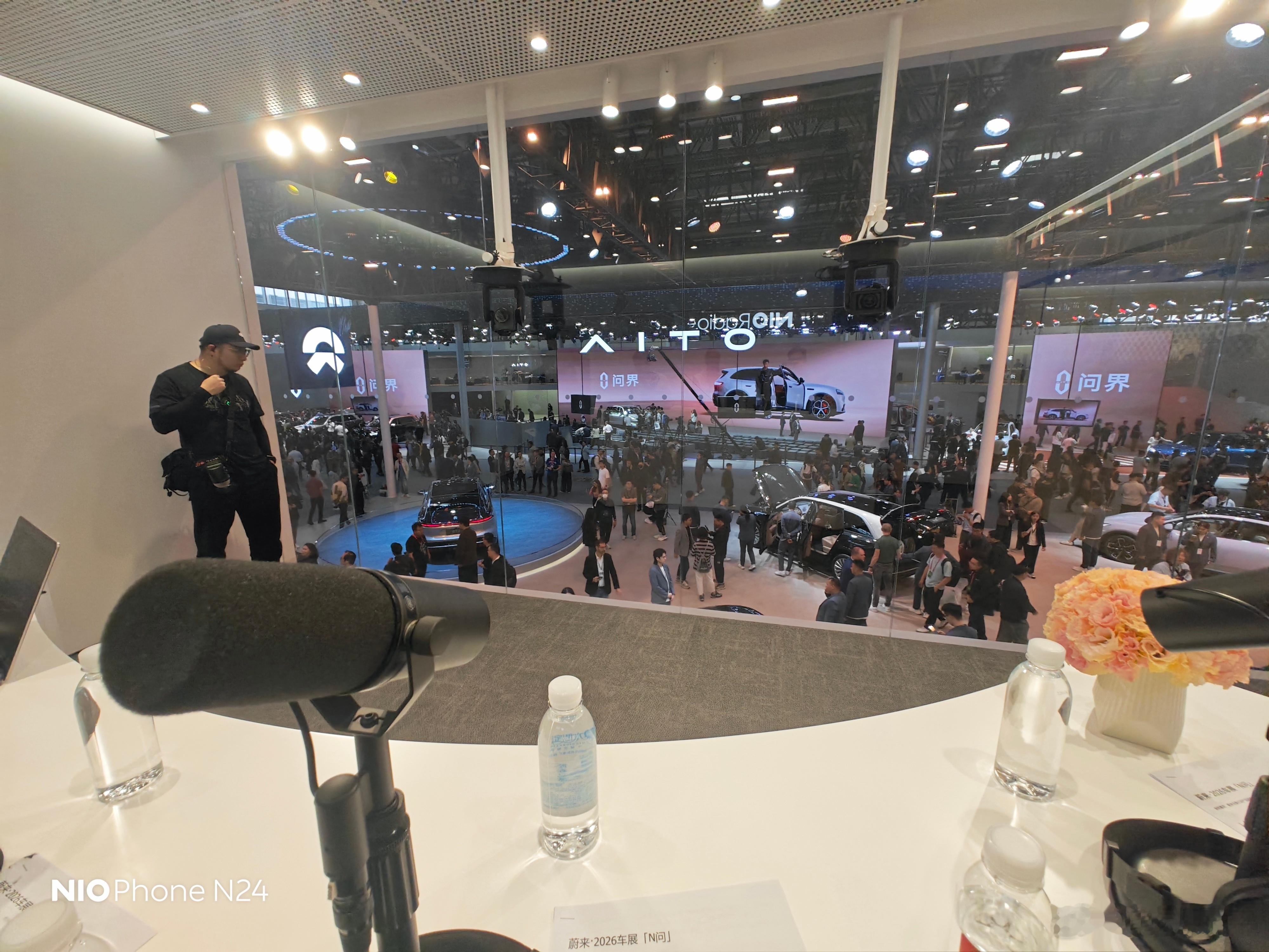 开始录制节目，每年车展必备项目，开始干活直播蔚来es8乐道l60电动兄弟