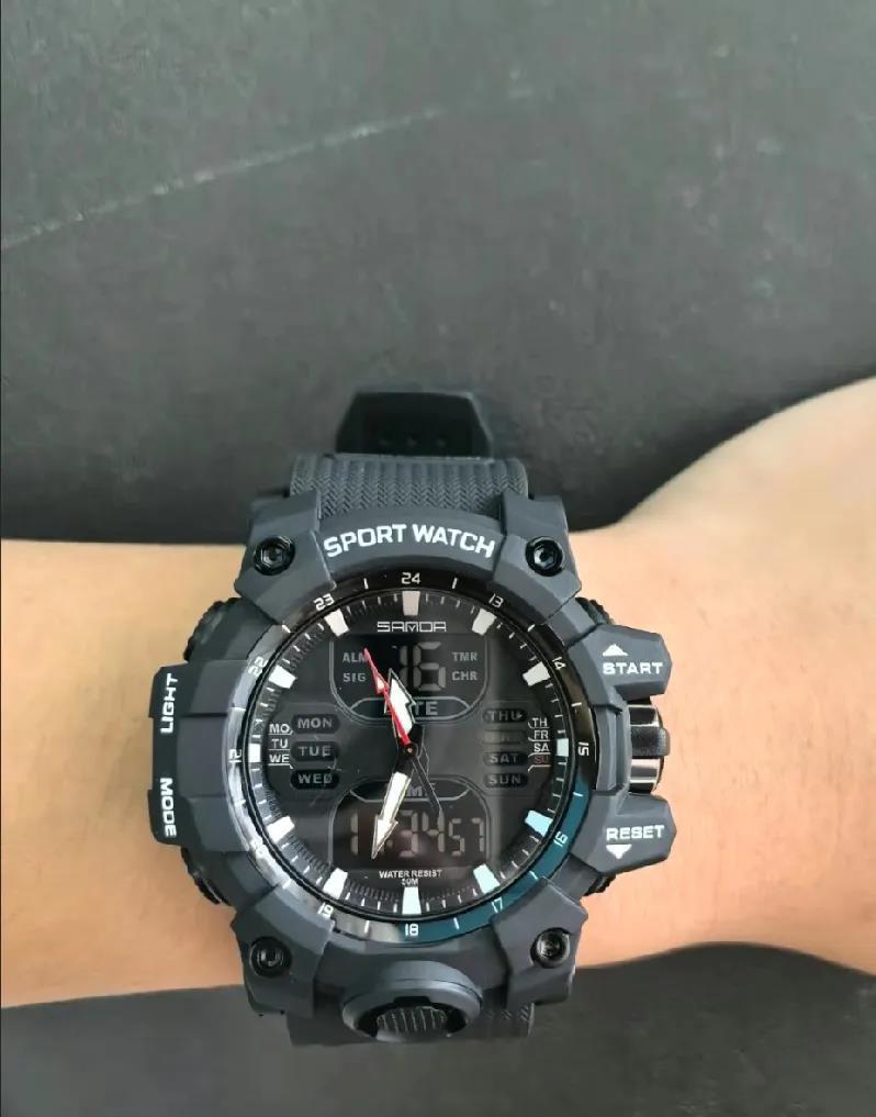 买了一块同款表但总感觉哪里怪怪的是商家给我发错了吗？手表如果是这样，应该不至