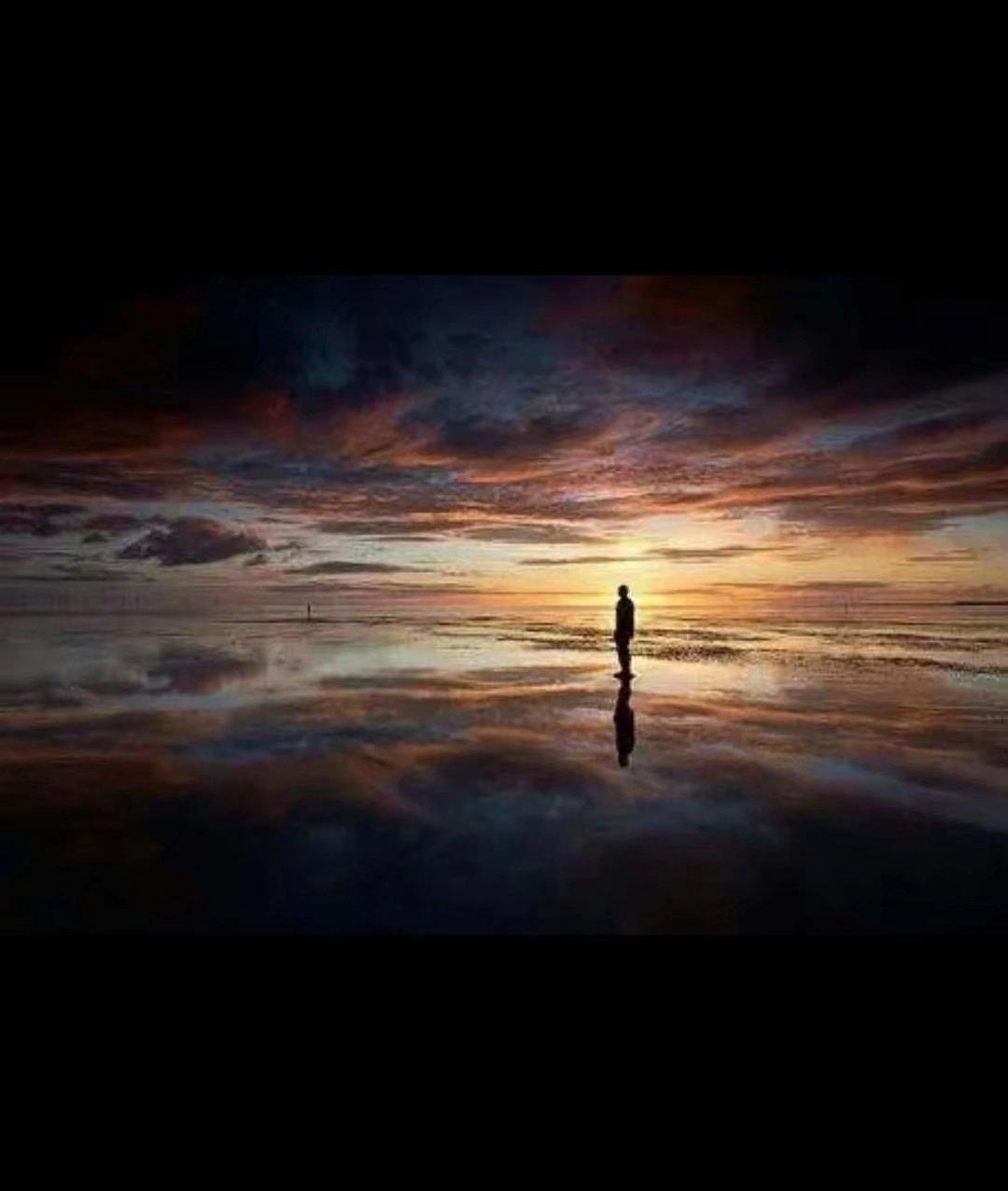 你最近有没有过这种时刻？点开手机，AI客服能分分钟解决你之前要耗半小时跟人工掰