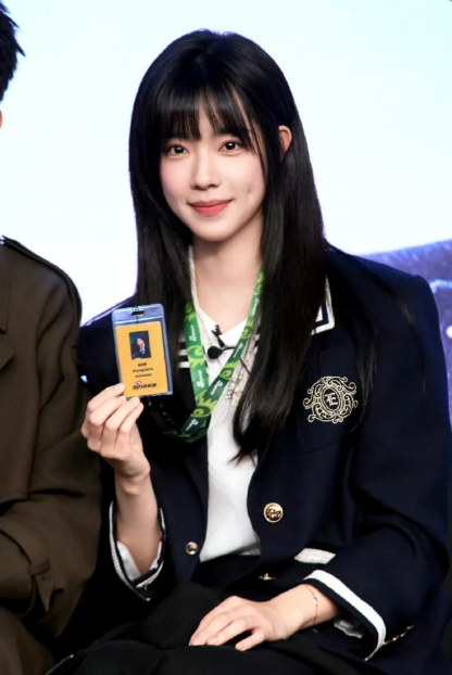 她怎么跟任敏一样，剧外颜值比剧里更抬人…​​​