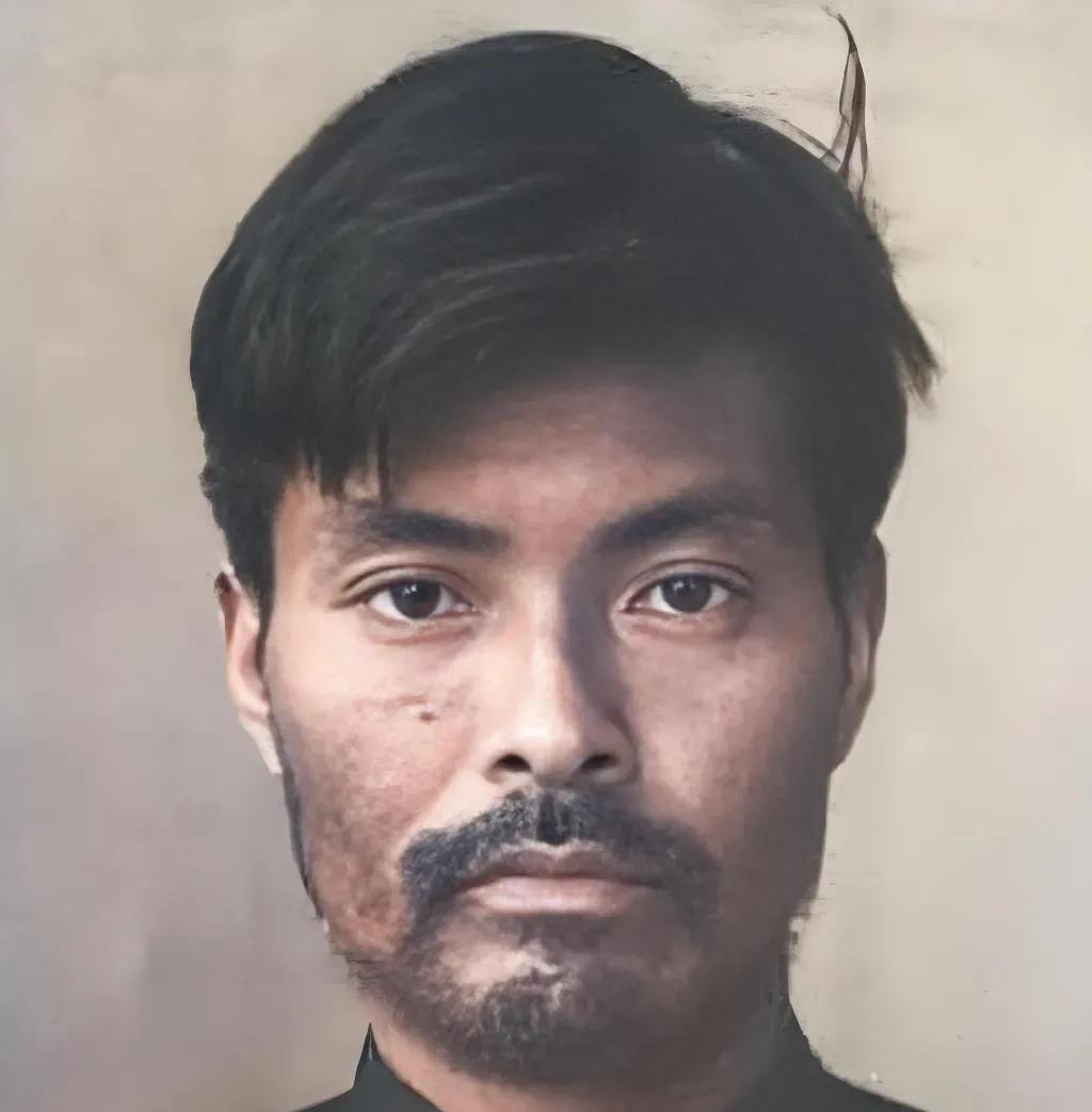 照片上这个目露凶我、满脸阴残的日本战犯名叫下坂清。1939年，在随枣会战期间，这