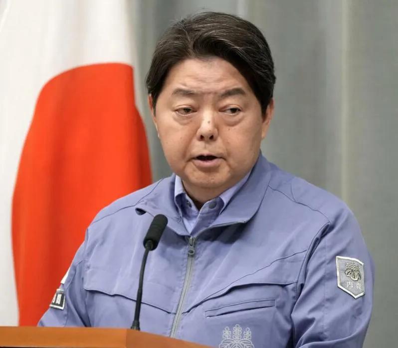 刚刚发生日本人突然宣布了！10月3日，日本财务大臣加藤胜信宣布说：从遵守国际