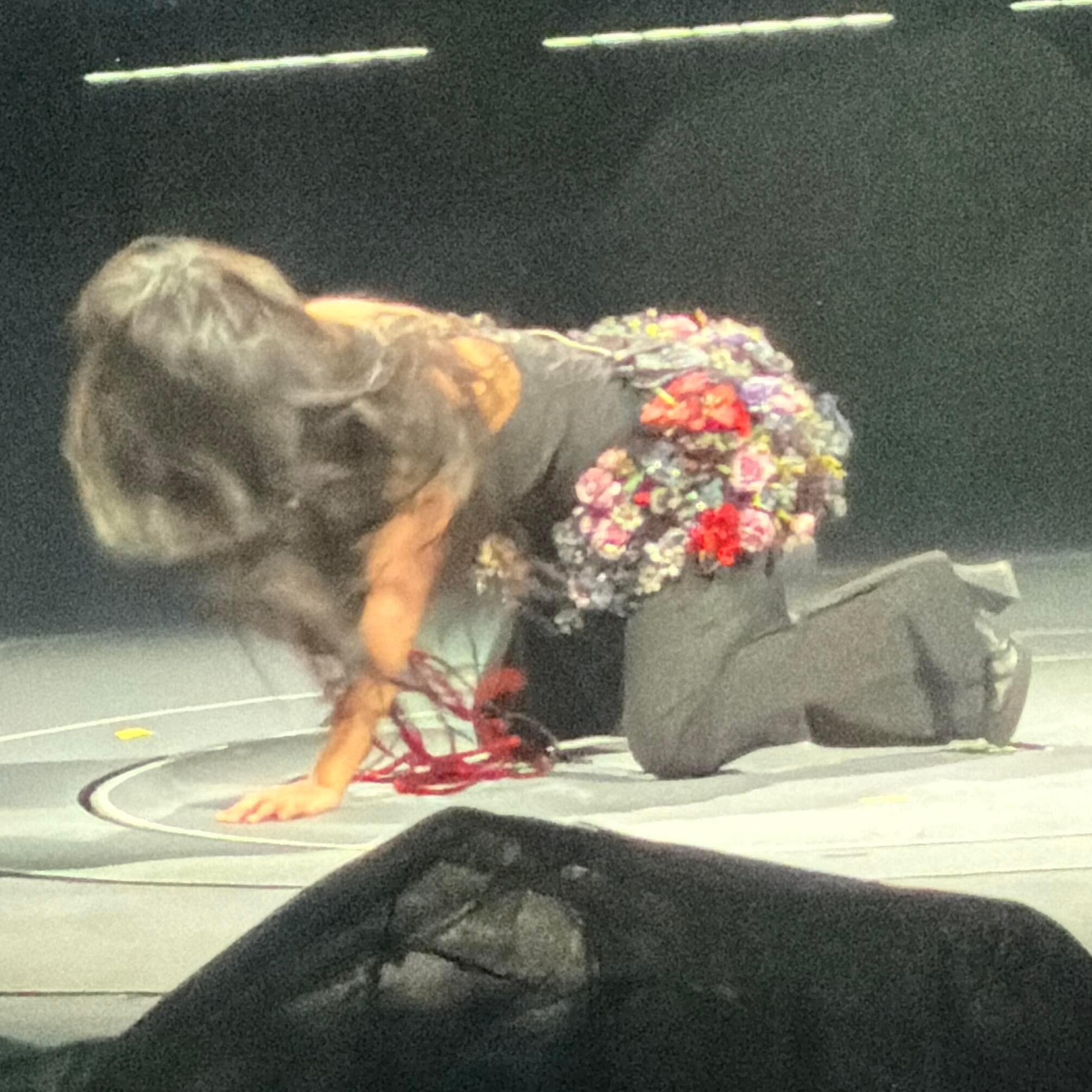 有些人当不了站姐是有原因的对我说的就是我拍了一晚上一看相册面目全非