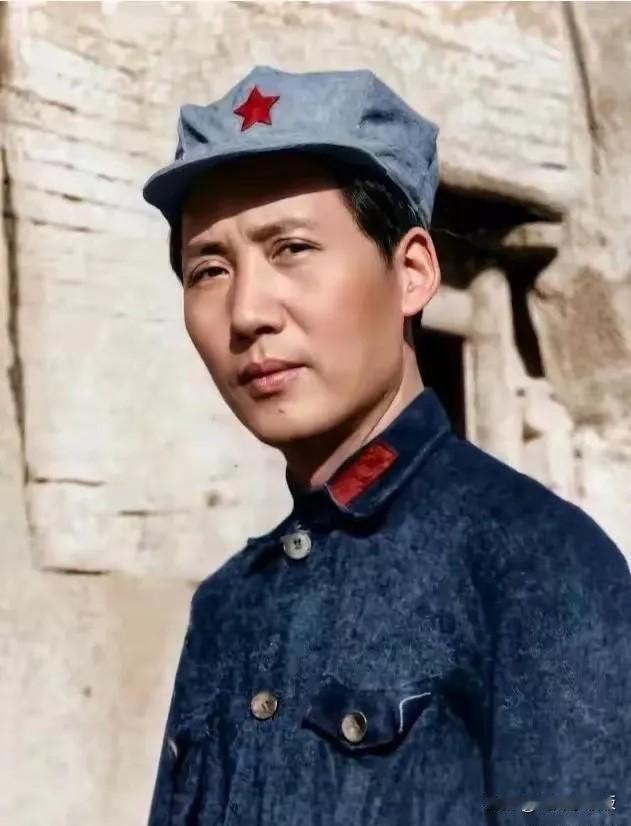 我们误会教员的扮演者了，并不是他们演技不行，而是教员的气质深入人心…在比较早