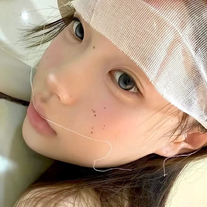 𝙎𝙃𝘼𝙍𝙀—𝐖𝐞𝐂𝐡𝐚𝐭头像｜女生头像｜优质女头｜氛围