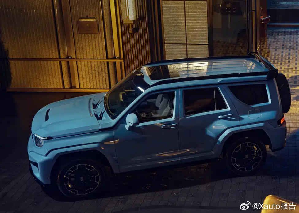 坦克700Hi4-Z内饰官图发布3月11日，坦克700Hi4-Z的内饰官图