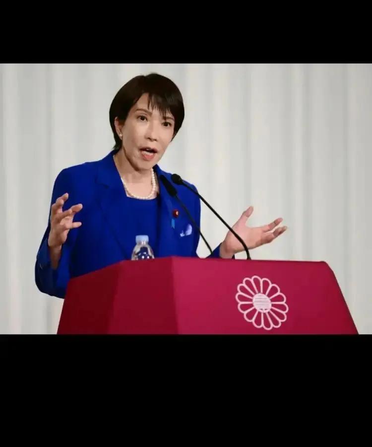 【日本暂停军演和开放历史二战史料：显示控制风险与正视历史】2025年12月9