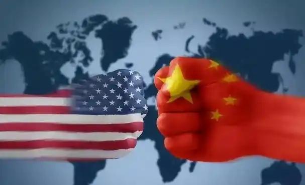 美国服了，全世界不得不服，美国财长贝特森近日以一句直白断语惊动东京：“中国是美国