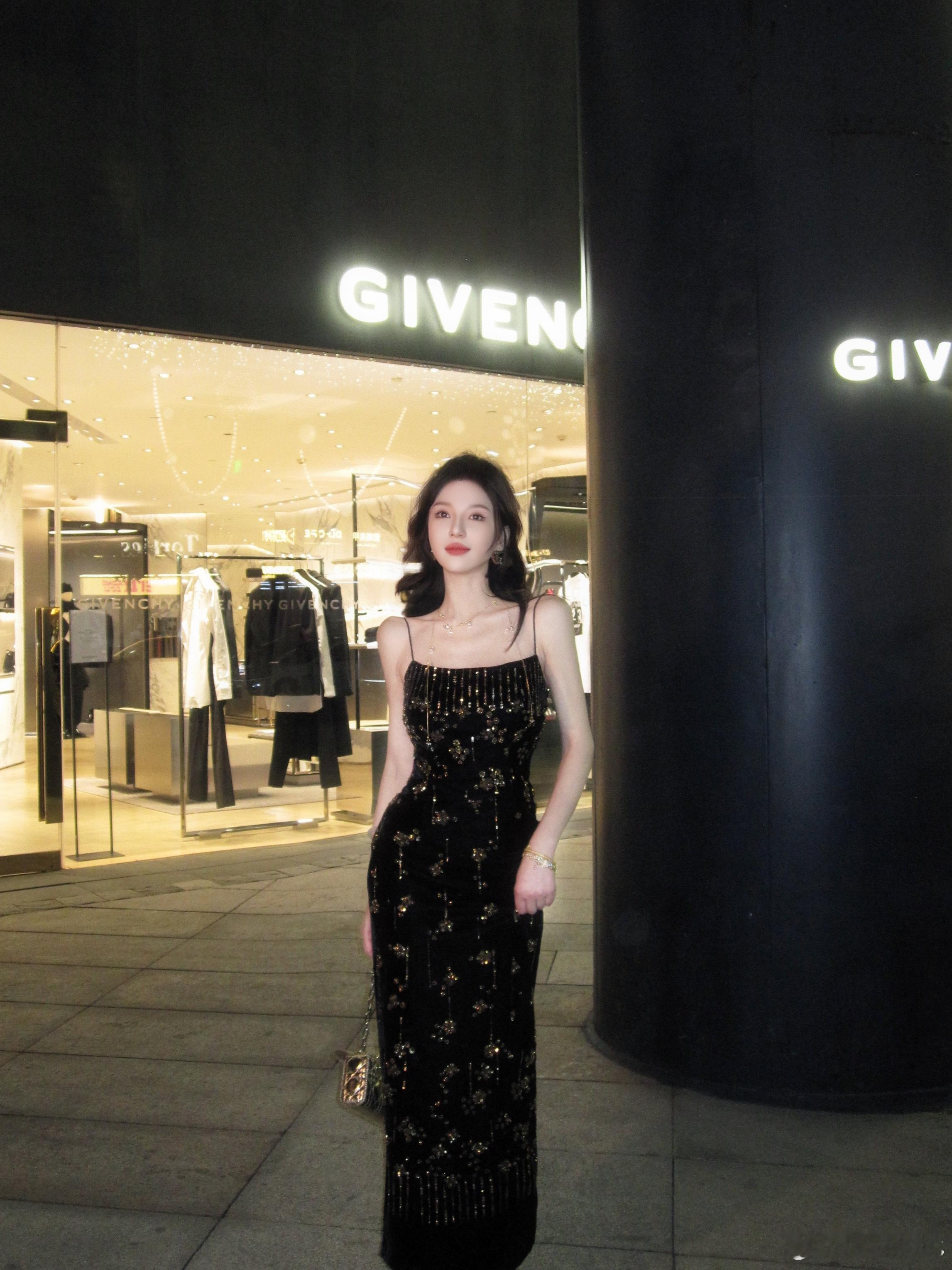 𝑴𝑶𝑺𝑺𝟏𝟐.𝟐𝟗/𝟐𝟎:𝟎𝟎𝒑𝒎【墨鎏金枝】◼️