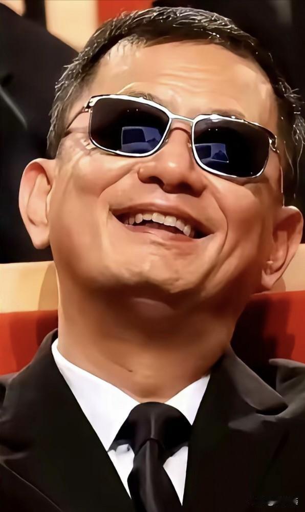 也许我有点悲观，人性是不可被试探的，前有墨镜大导演，后有白衣眼科负副主任当代