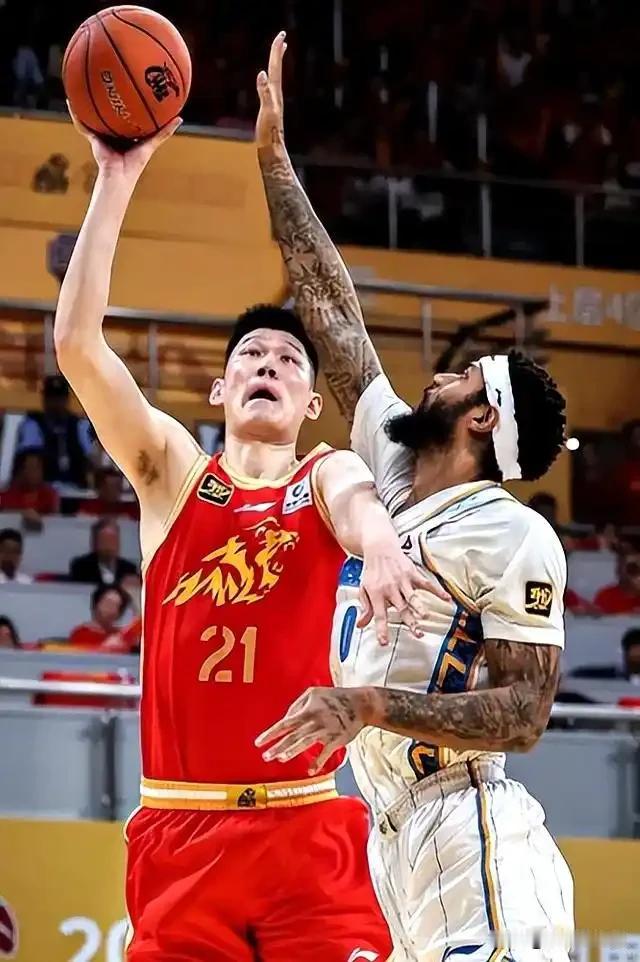 转会市场蠢蠢欲动，这个夏天CBA最炙手可热的球员！1.胡金秋胡金秋肯定是