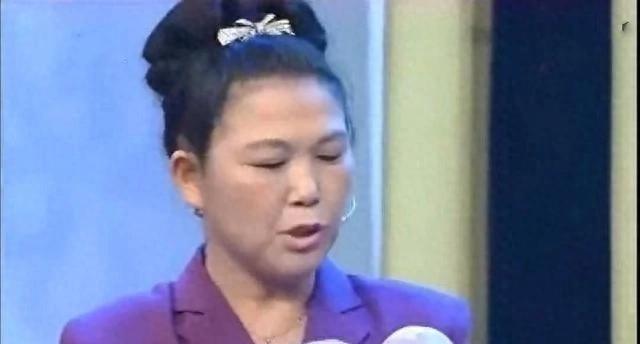 1990年，李女士到内蒙古玩市场，一个小贩见她不懂，就拿了一个珠子骗她是夜明珠，