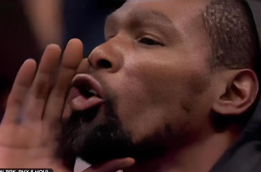 火箭今天把裁判脸都打肿了！今天火箭赢太阳了。赢了可喜可贺，但是火箭今天把裁判