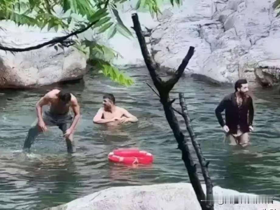 印度留学生逛中国，网友吵翻天，真有那么严重？最近网上有人提到印度留学生在中国