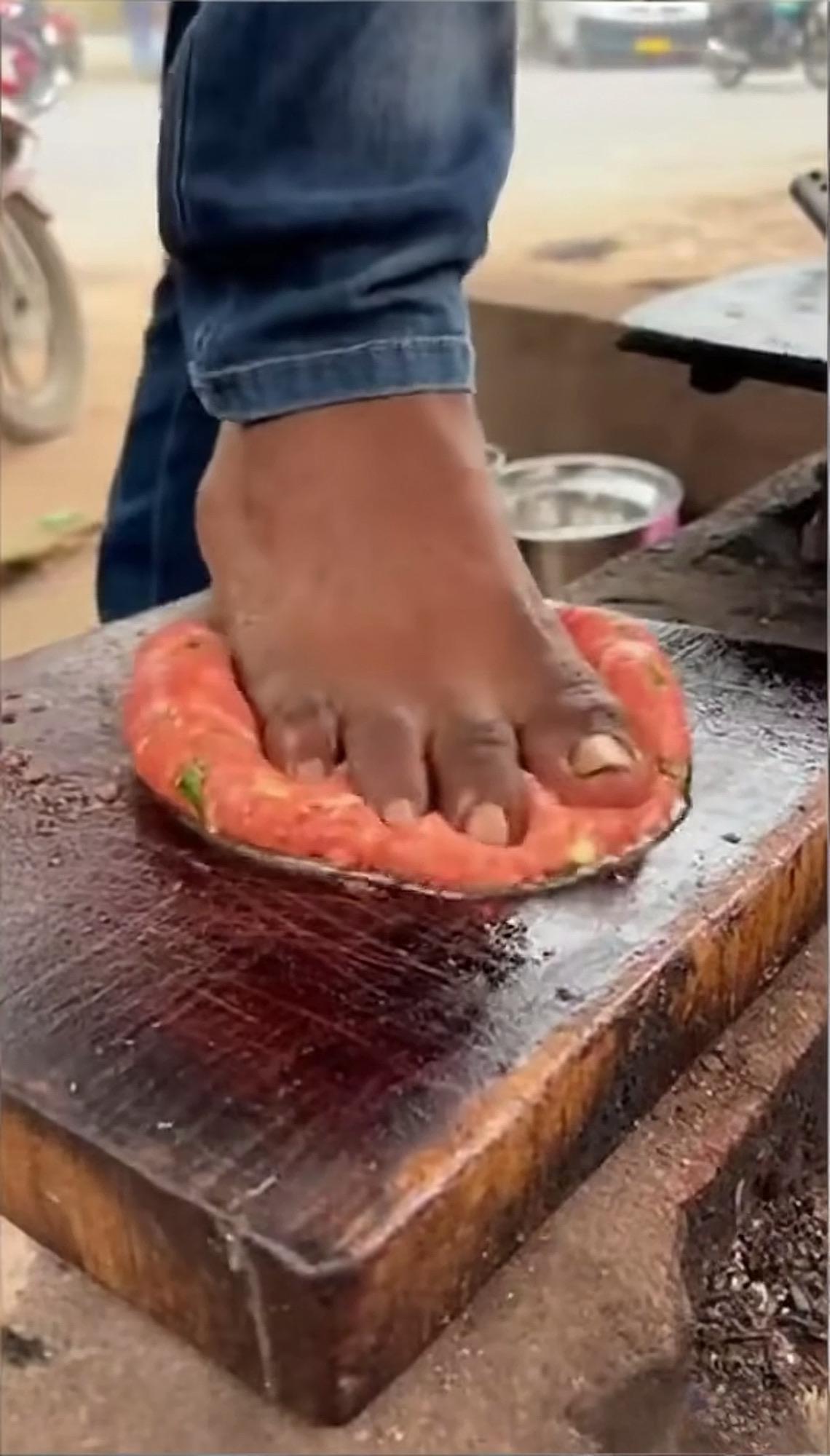 这味道太绝了吧谁敢吃