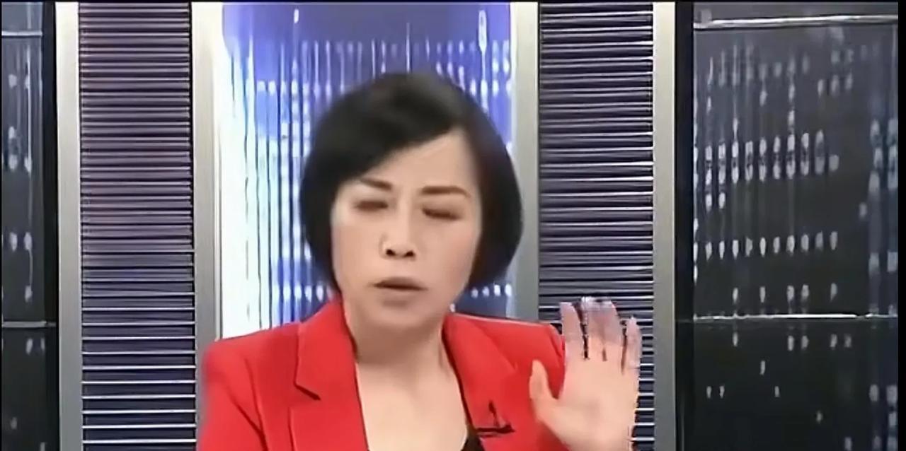 台湾爱国人士黄智贤这样认为：“我觉得百分之90几的台独人一旦确定明天统一了，连夜