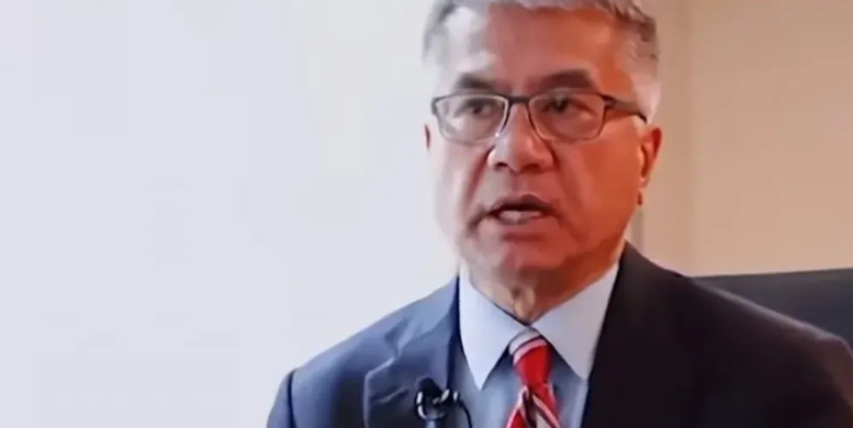 为什么华裔对中国恨之入骨？印度裔对印度爱之有加？当然也有不爱的，是极少数。骆