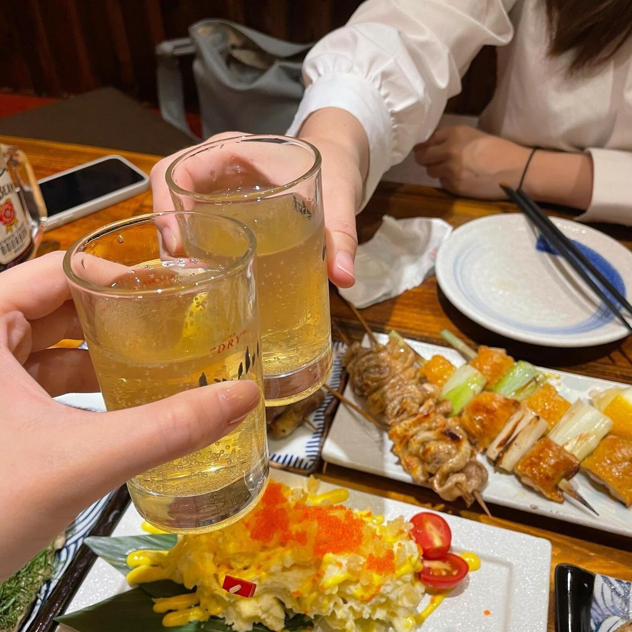 闺蜜聚会多谈谈心真好