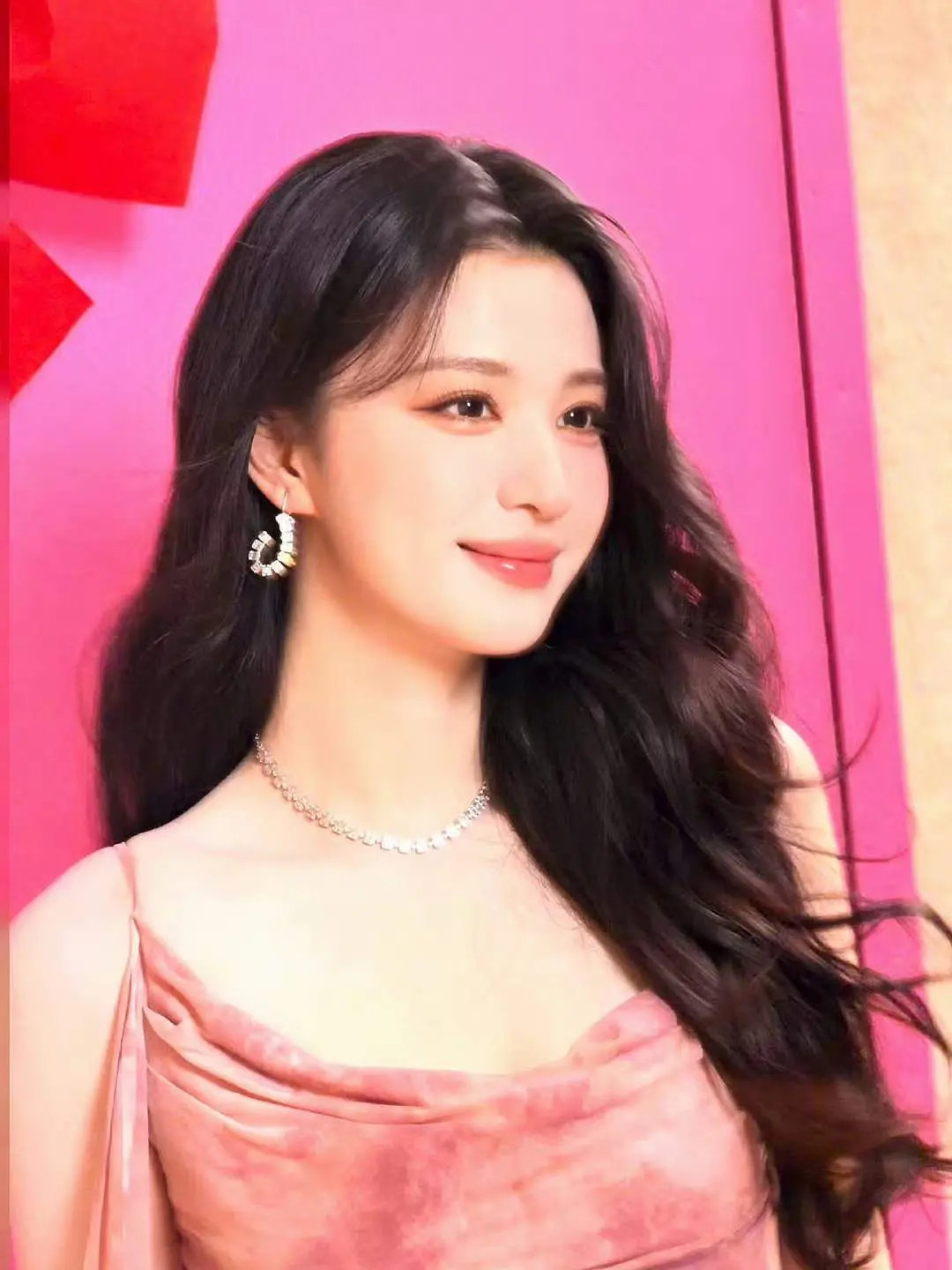 王楚然的营业会是花粉喜欢的类型吗！？