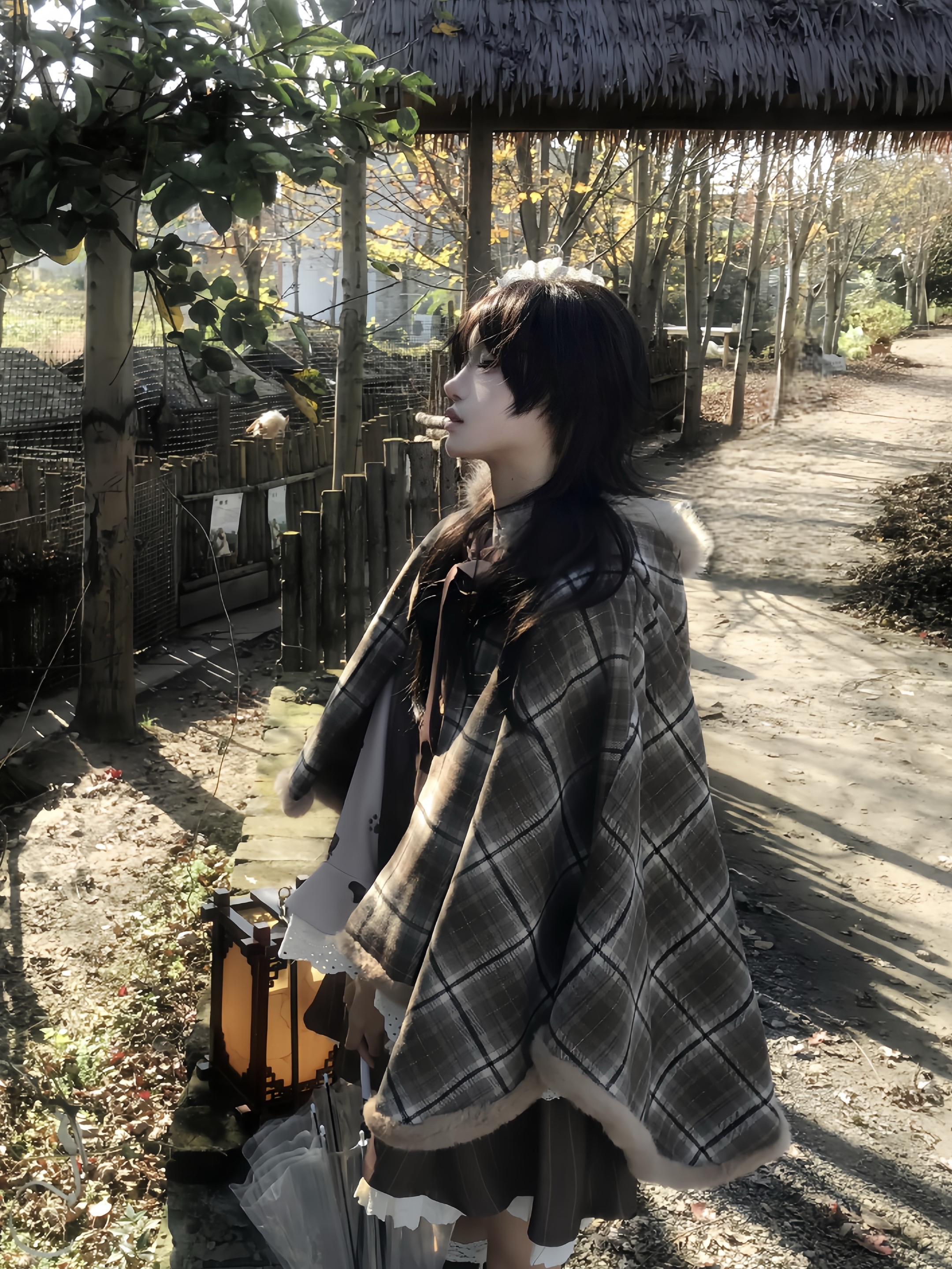 她是一片带着木质香的银杏