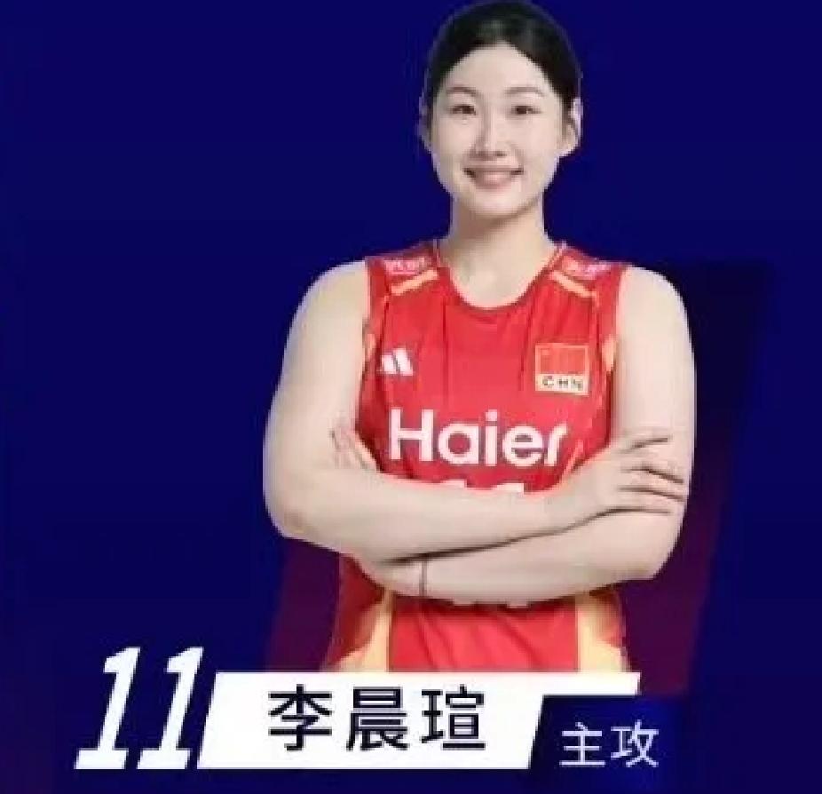 同为国内排超联赛的最佳主攻，当吴梦洁因伤缺席世联赛的时候，小将李晨萱第一时间将迎