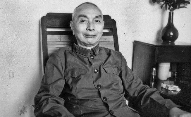 1981年，杜聿明重病，郭汝瑰前去探望：“你明知我是共产党，为什么不揭发我呢？”