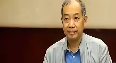 美国的福特号航母，花了一千多亿美元，整整造了二十年，结果却成了“高科技烂尾楼”。