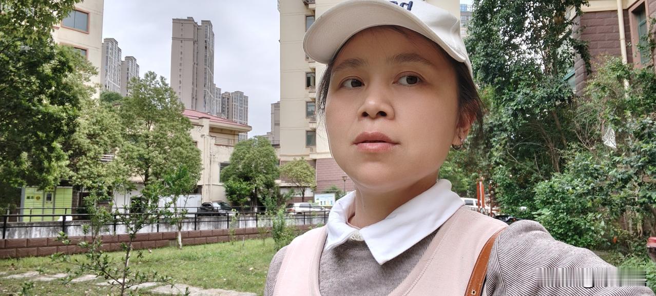 85年属牛，今年40岁，长期感染HPV16阳，38岁得宫颈癌切除了子宫和卵巢，如
