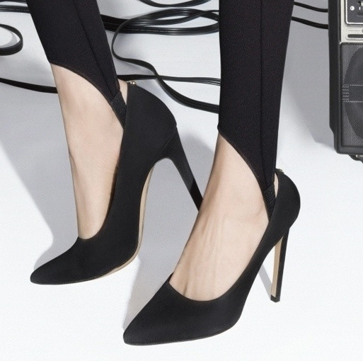 杨幂说女孩子要多吃berry杨幂5分半米兰vlog幂幂这性感大长腿鲨鱼裤黑色尖