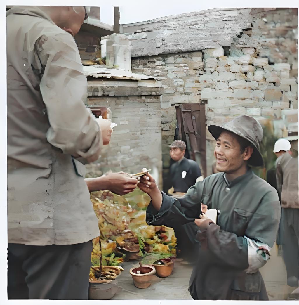 这几张1938年的老照片，记录下了沦陷区里被满铁录用的原中国铁路人员。 在第一