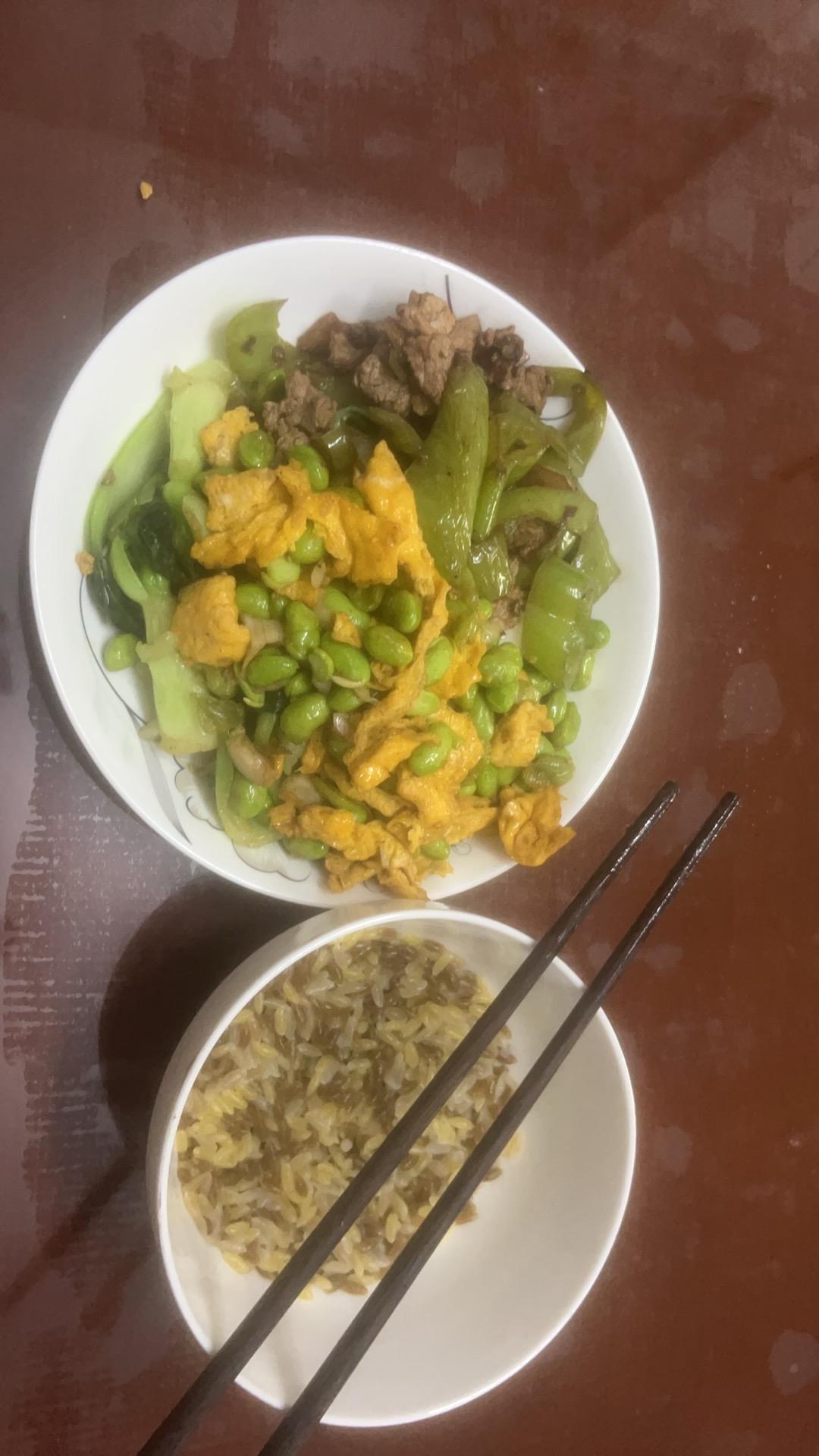 ——看我能否三个月逆转糖尿病今早写完日记后，我的血糖先是升至7.5mmol/