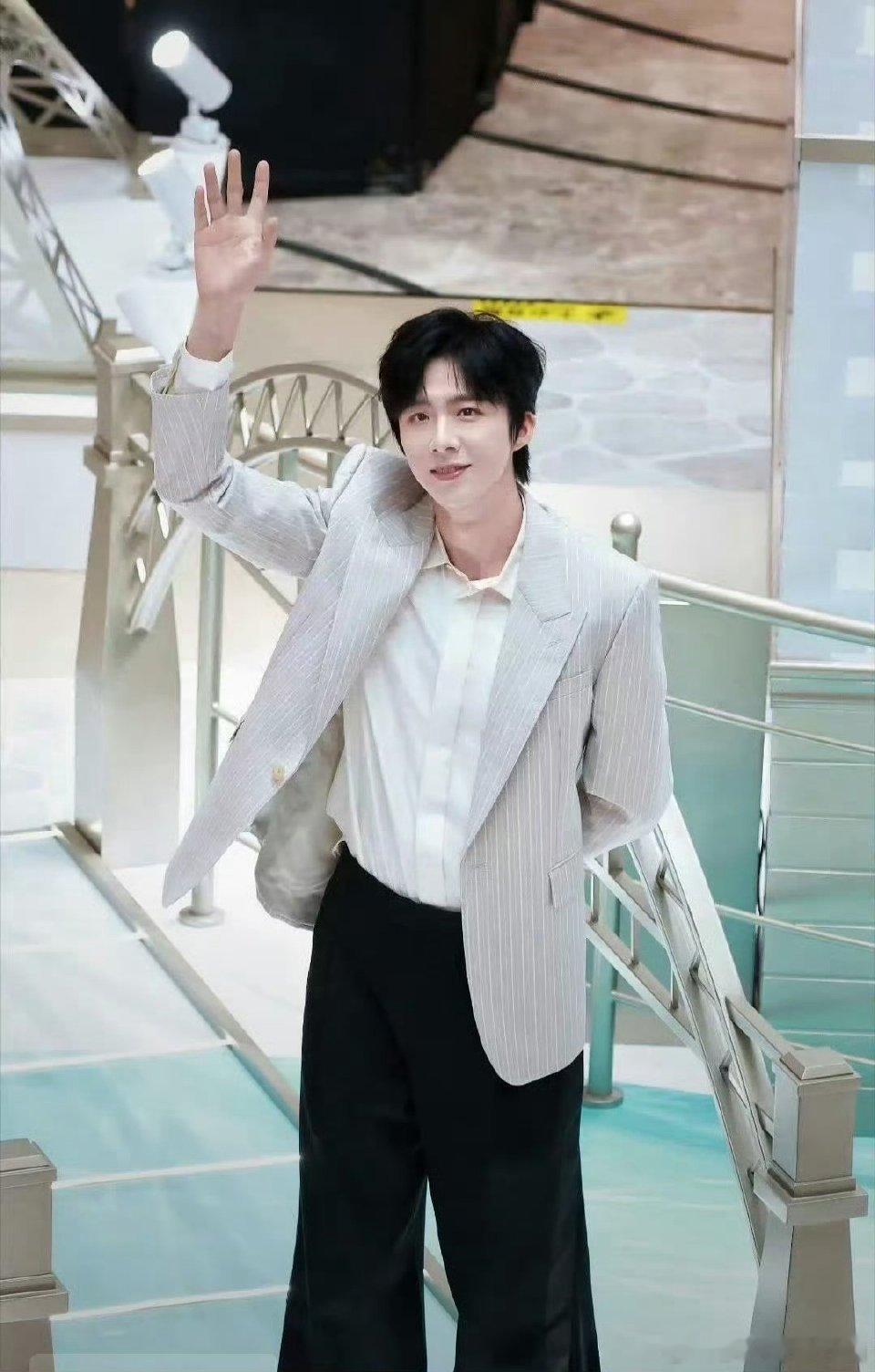 刘宇宁新歌有去无回|腾讯音乐由你榜|摩登兄弟有去无回扑通扑通若没有你