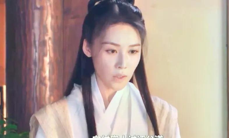 《凡人修仙传》李化元战死，红拂把他埋在了雪山脚下，韩立死里逃生后找到了辛如音，这